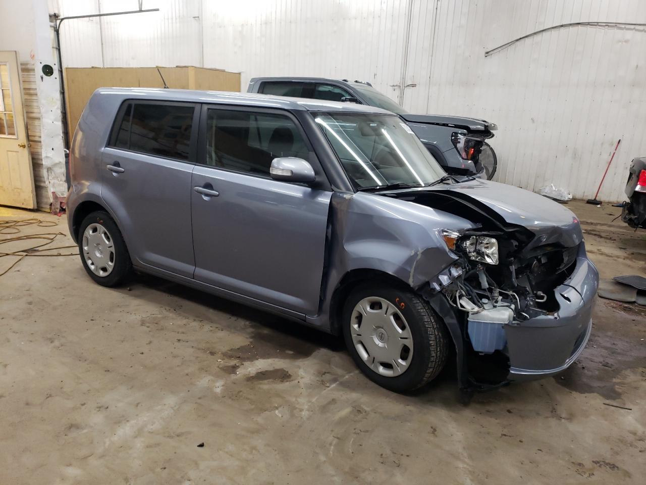 2009 Scion xB - Image 4
