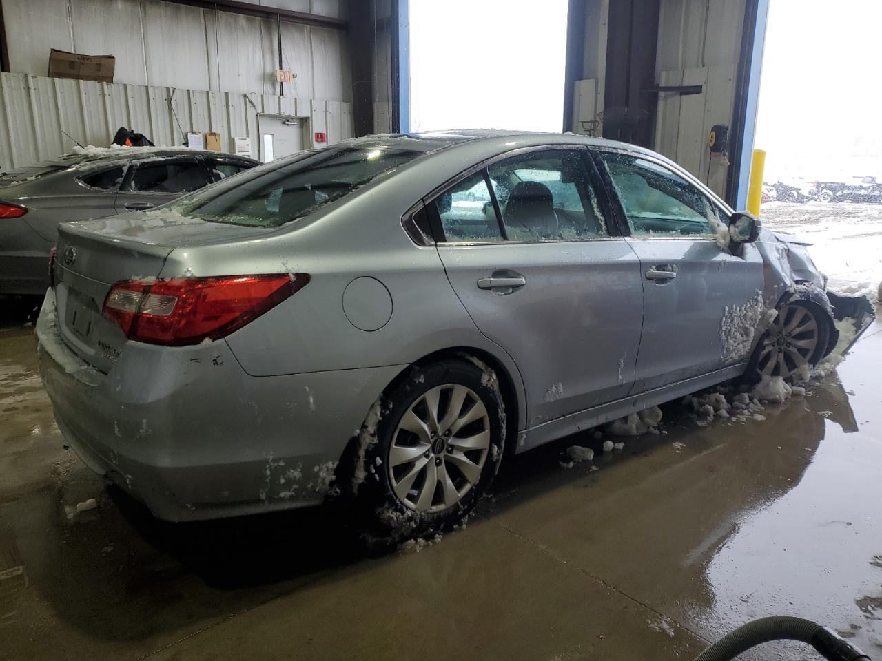 VIN 4S3BNAF61F3055107 2015 SUBARU LEGACY no.3