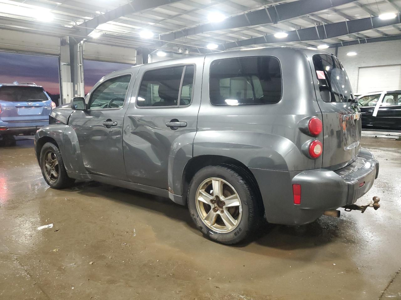 2009 Chevrolet HHR - Image 2