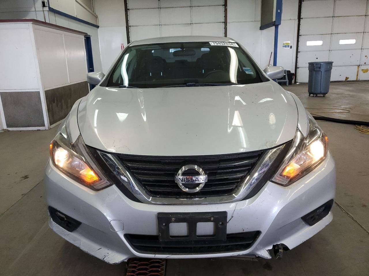 2016 Nissan Altima - Image 5