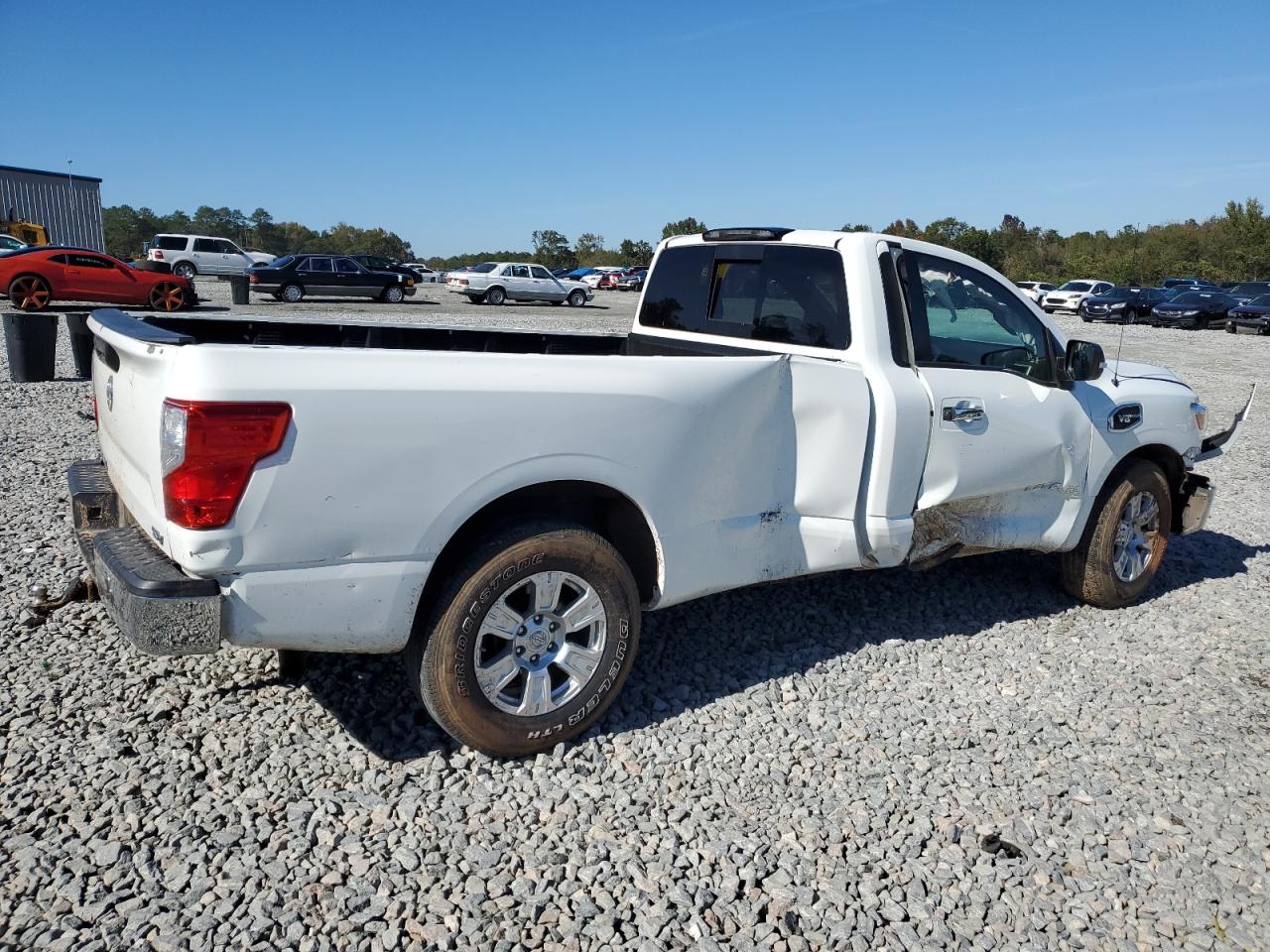 2017 Nissan Titan - Image 3