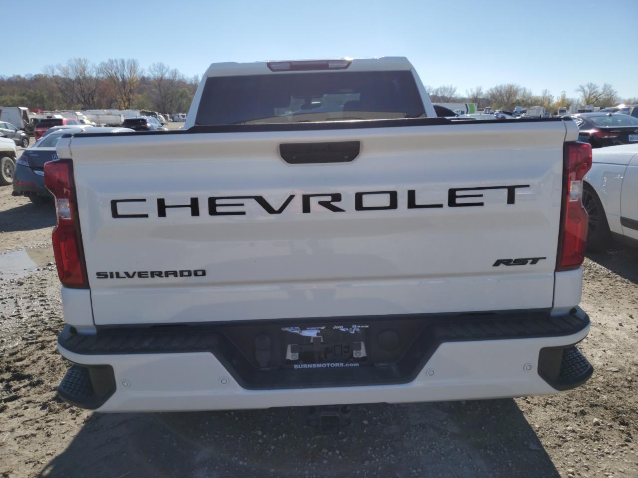 2022 Chevrolet Silverado - Image 6