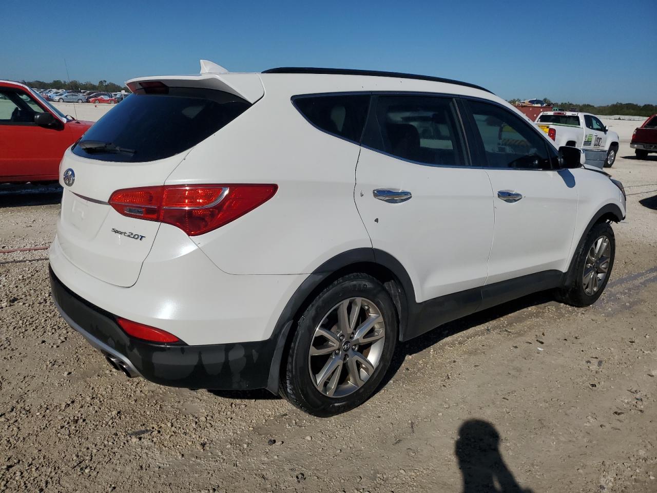 2014 Hyundai Santa Fe - Image 3