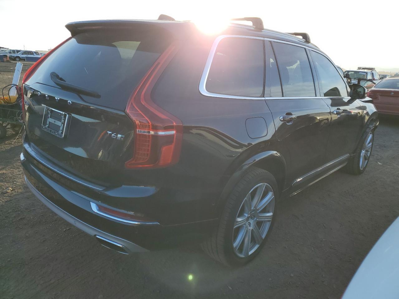 VIN YV4A22PLXK1432910 2019 VOLVO XC90 no.3