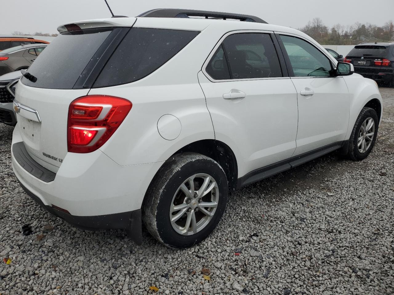 2016 Chevrolet Equinox - Image 3