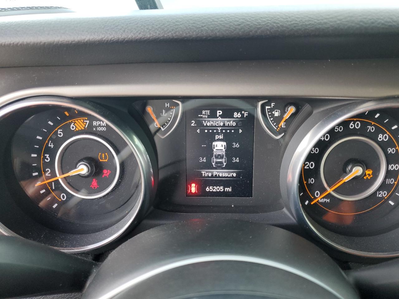 2018 Jeep Wrangler - Image 9