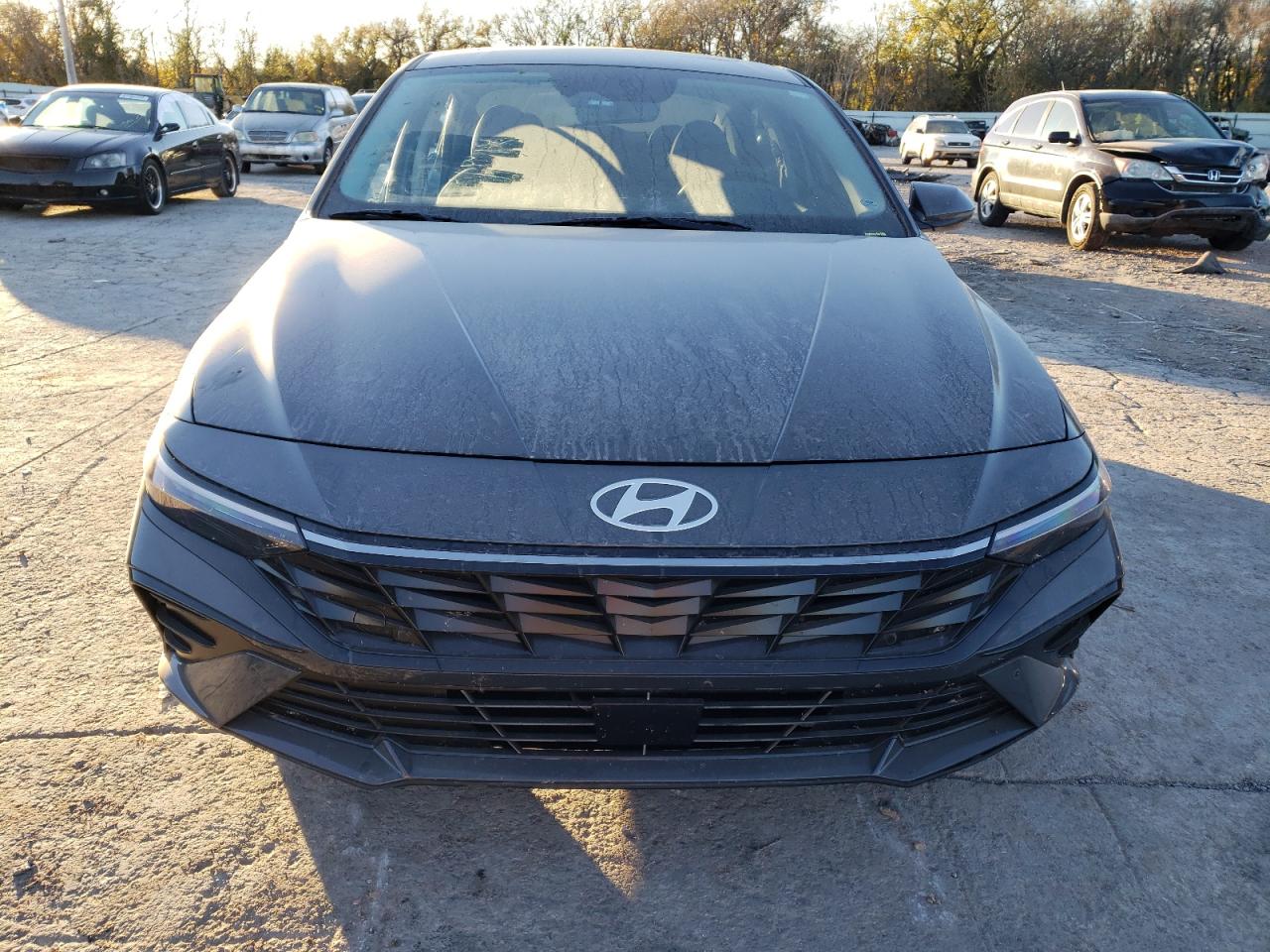 2024 Hyundai Elantra - Image 5