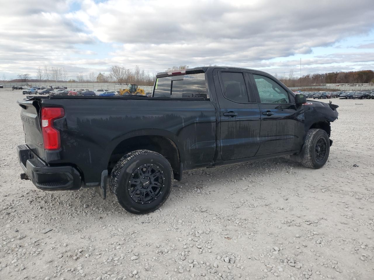 2020 Chevrolet Silverado - Image 3