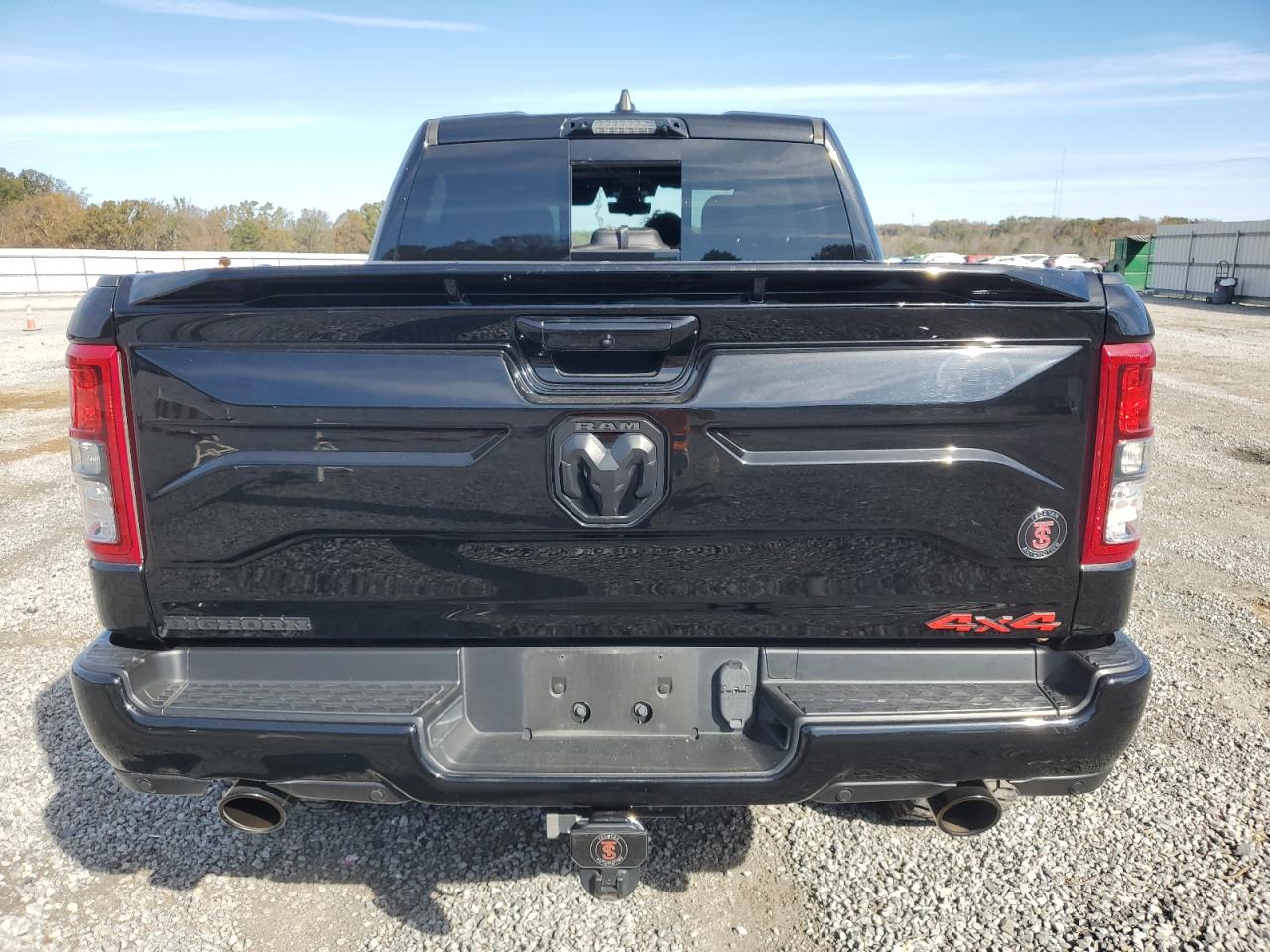 2022 RAM 1500 - Image 6