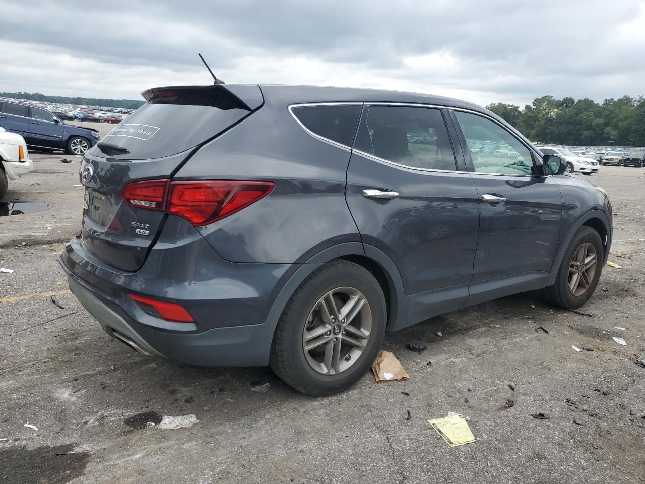 VIN 5XYZTDLB4JG562045 2018 HYUNDAI SANTA FE no.3