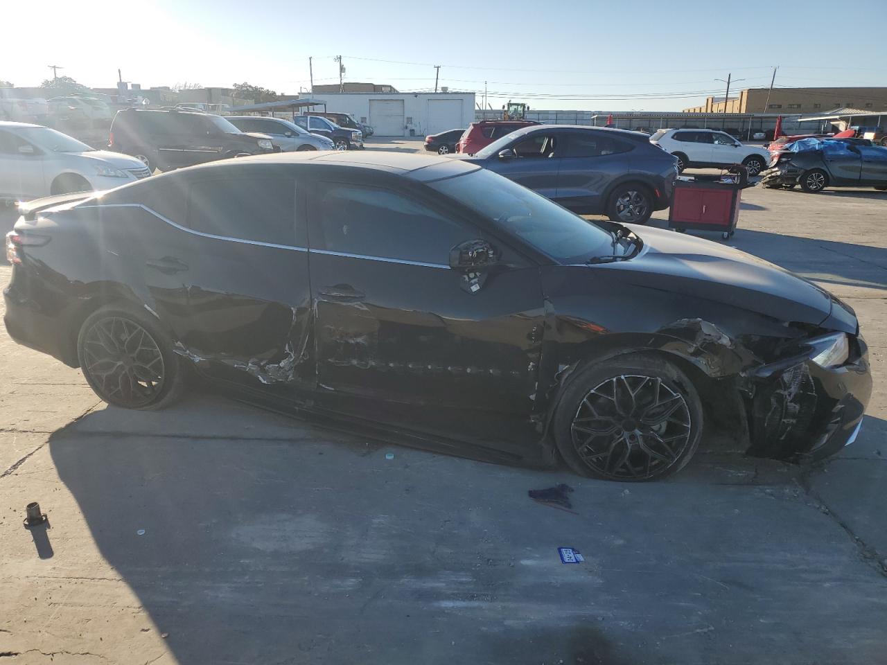 2019 Nissan Maxima - Image 4