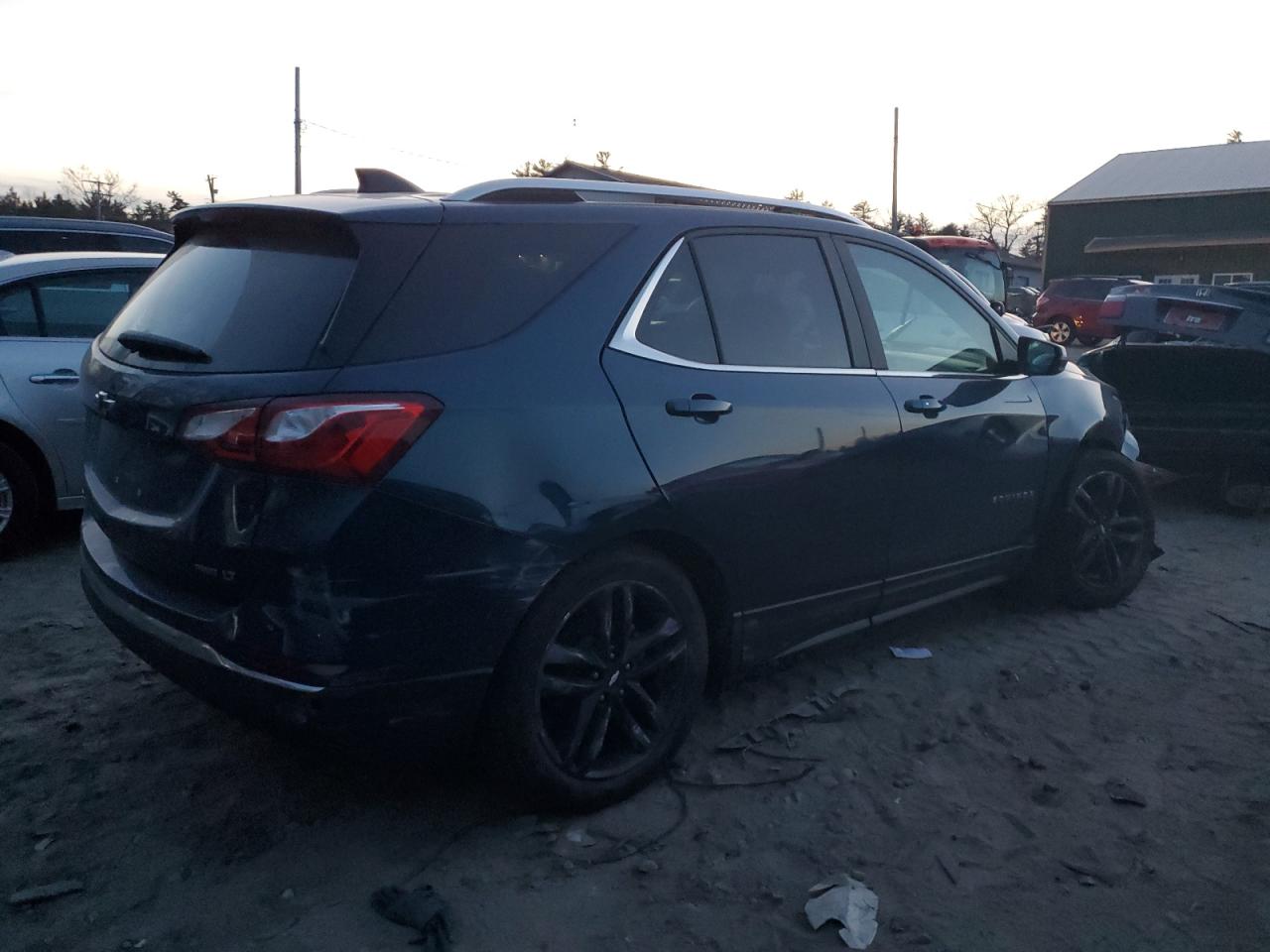 2021 Chevrolet Equinox - Image 3