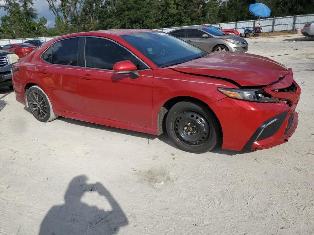  TOYOTA CAMRY 2022 Червоний