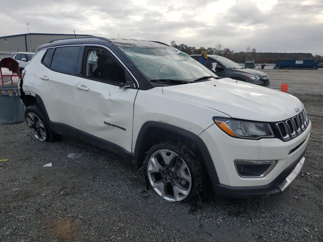 2018 Jeep Compass - Image 4