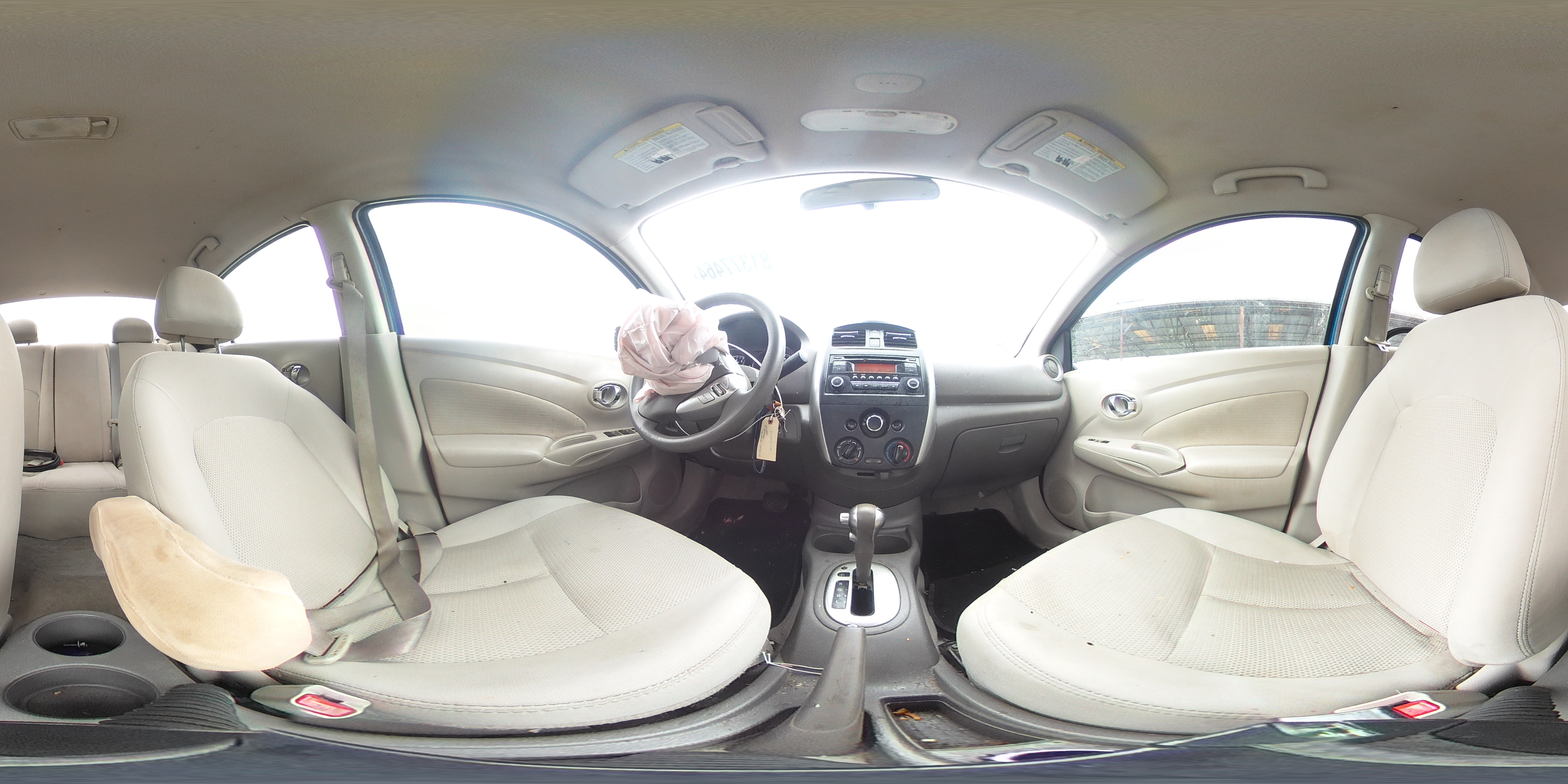 2015 Nissan Versa - Image 13