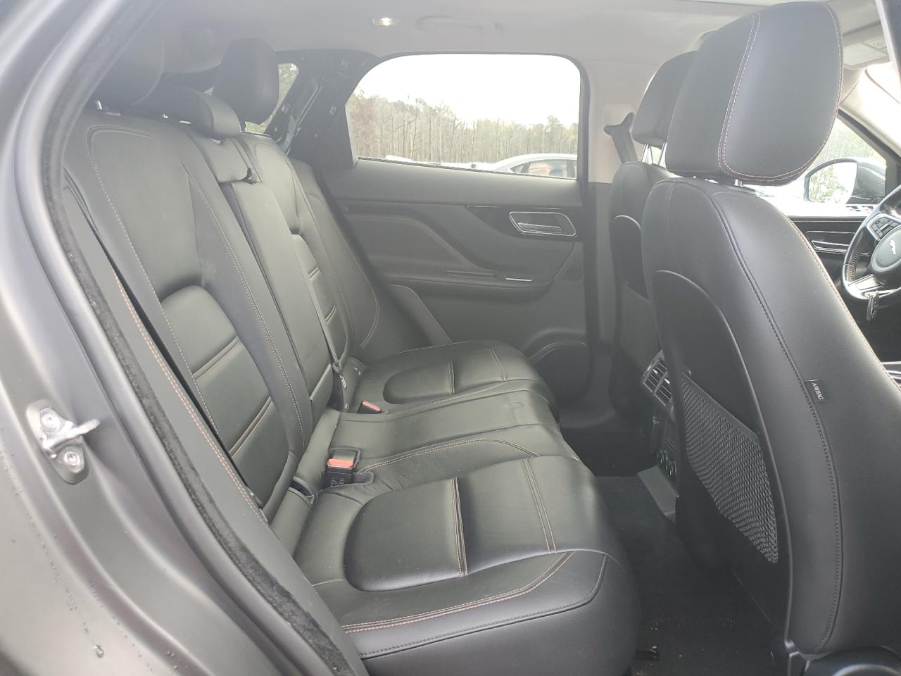 2019 Jaguar F-Pace - Image 11