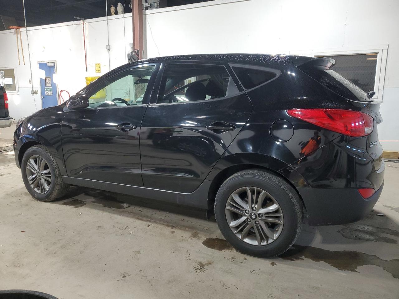 2014 Hyundai Tucson - Image 2