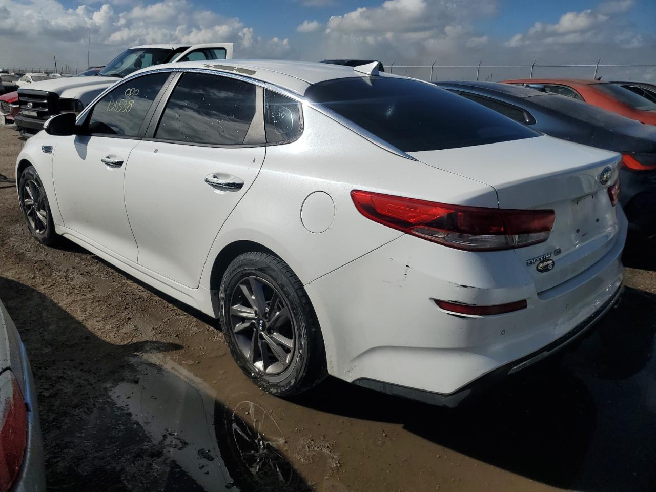 2019 Kia Optima - Image 2