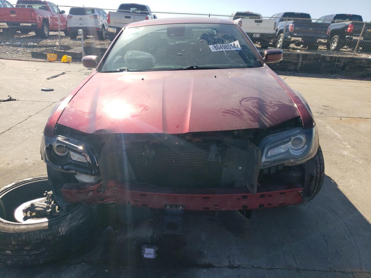 VIN 2C3CCABG3JH254839 2018 CHRYSLER 300 no.5