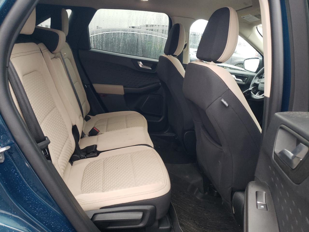 2020 Ford Escape - Image 10