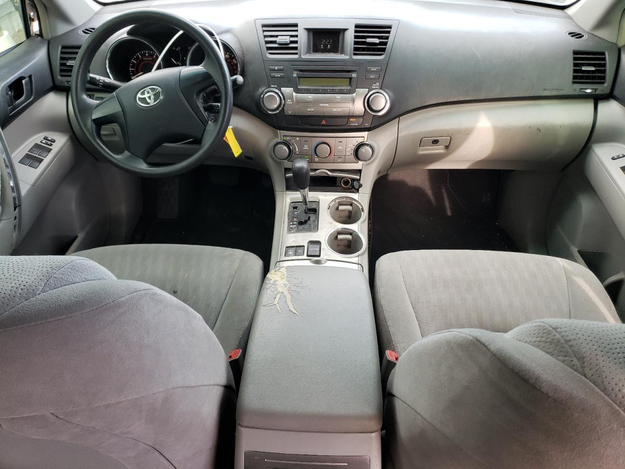 2011 Toyota Highlander - Image 8