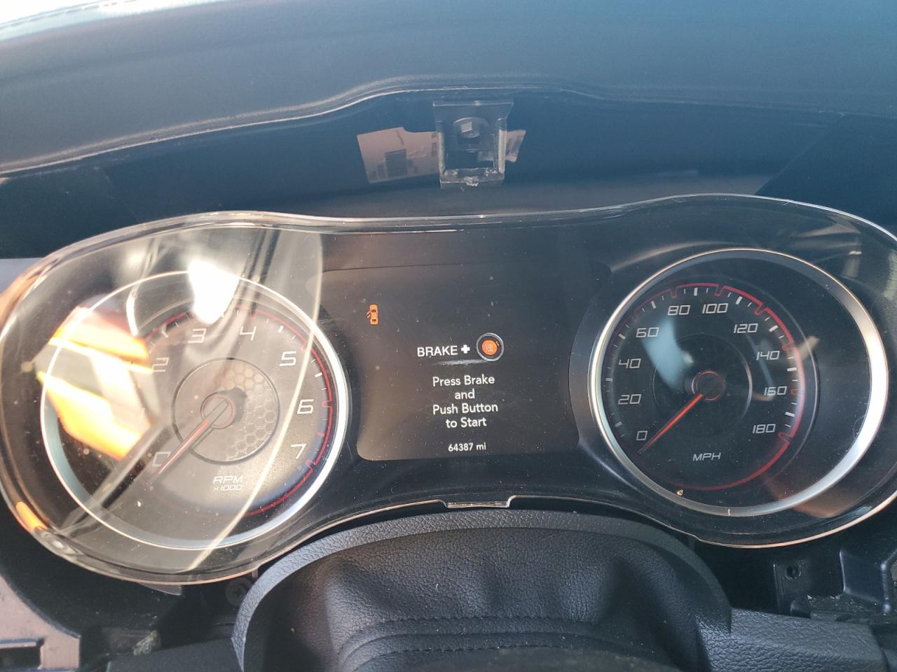 2020 Dodge Charger - Image 9