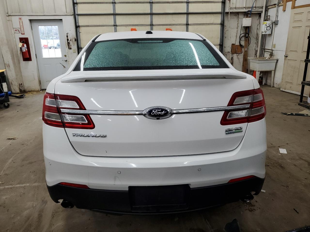 2015 Ford Taurus Sho VIN: 1FAHP2KT9FG191828 Lot: 79127534