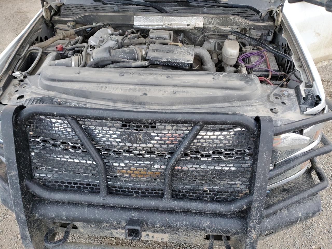 2019 Chevrolet Silverado - Image 11