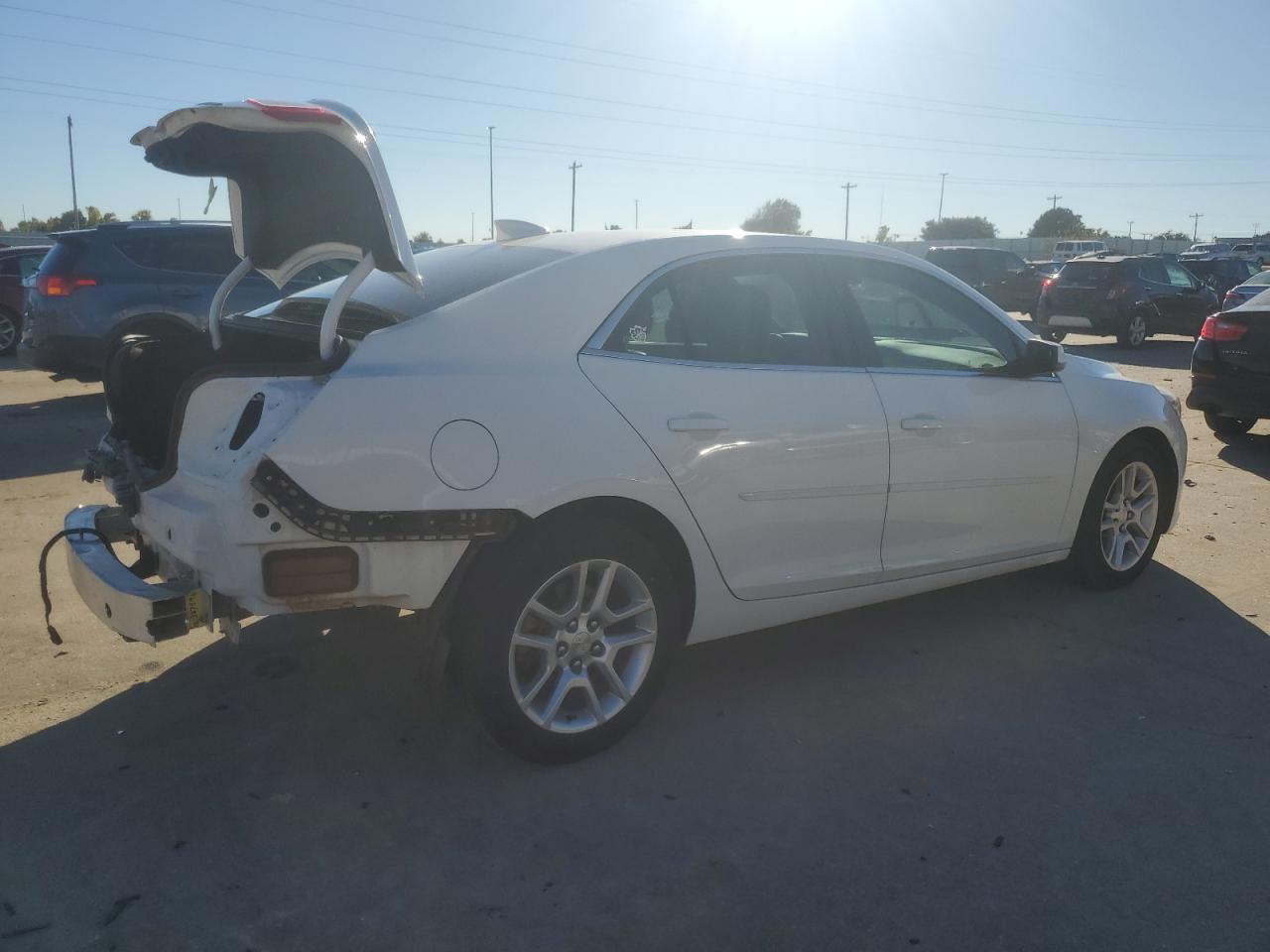 2015 Chevrolet Malibu - Image 3