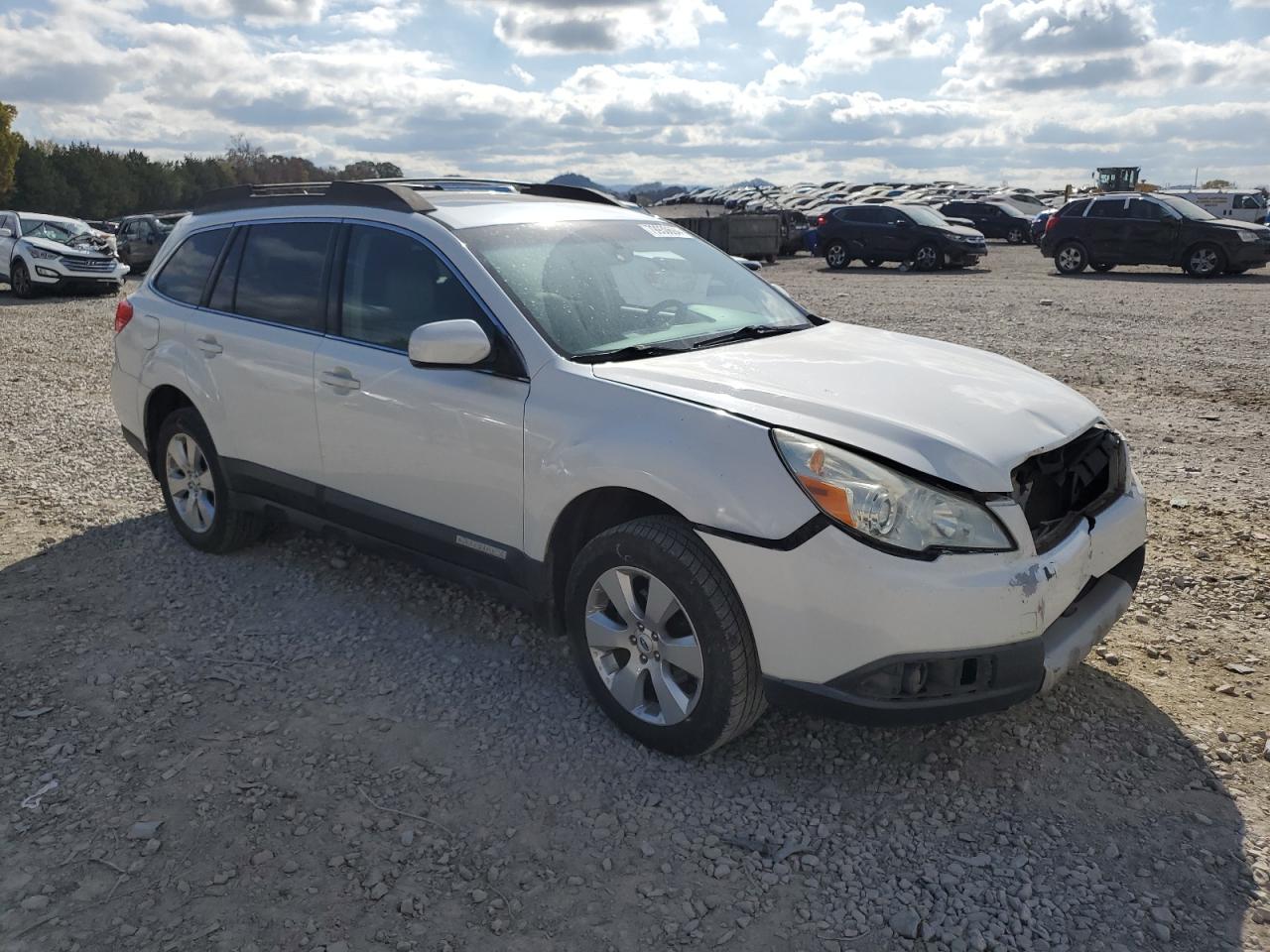 2012 Subaru Outback - Image 4