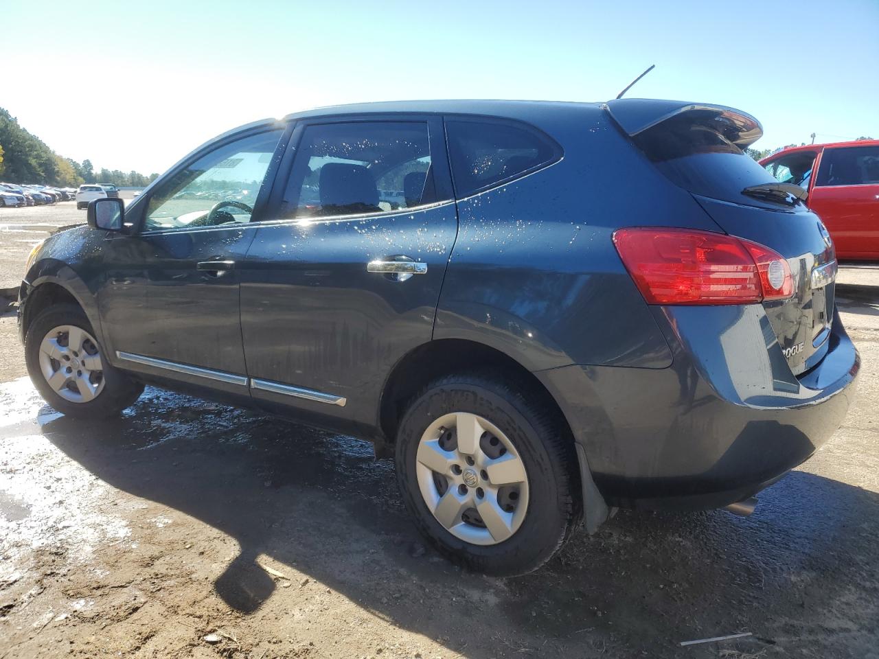 2012 Nissan Rogue - Image 2