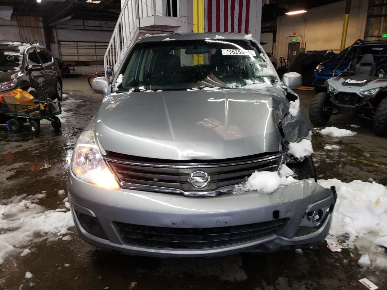 2011 Nissan Versa - Image 5
