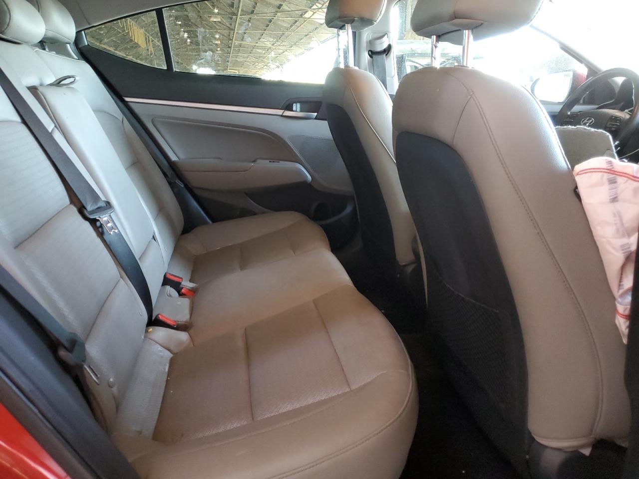 2020 Hyundai Elantra - Image 10