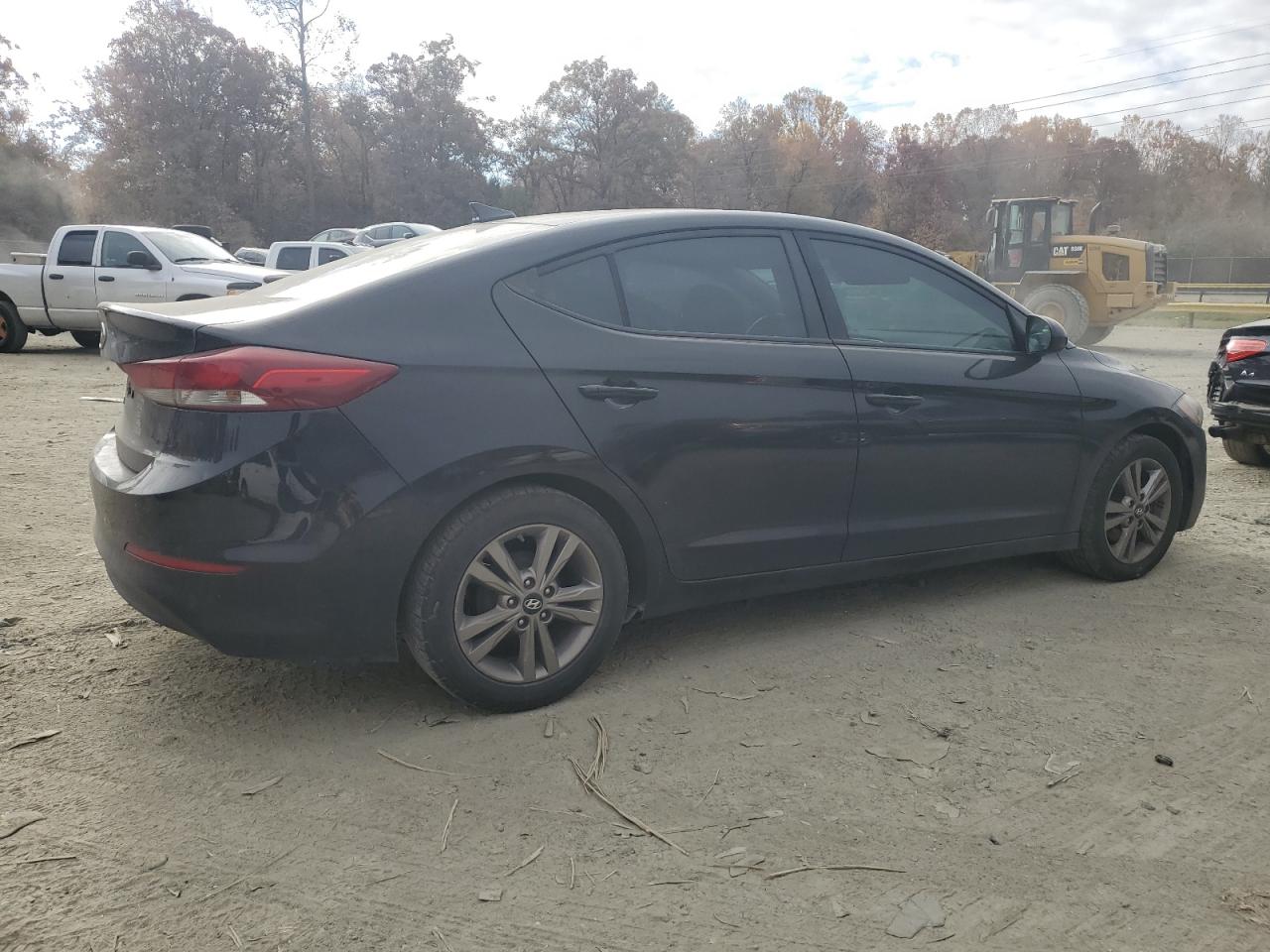 2017 Hyundai Elantra - Image 3