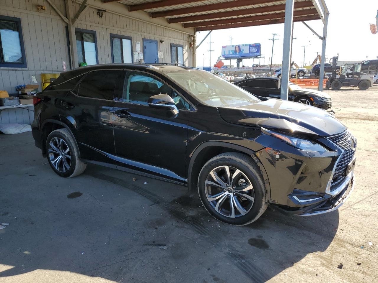 2022 Lexus RX - Image 4