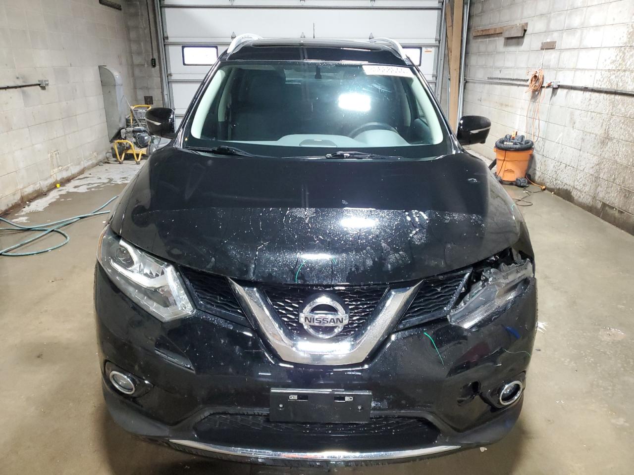 2015 Nissan Rogue S VIN: 5N1AT2MV1FC796919 Lot: 80688644