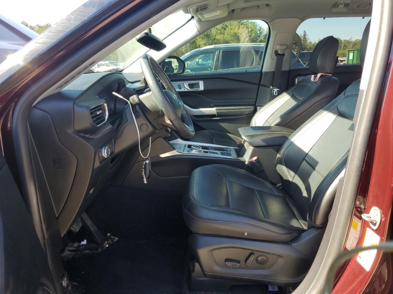 2022 Ford Explorer - Image 7