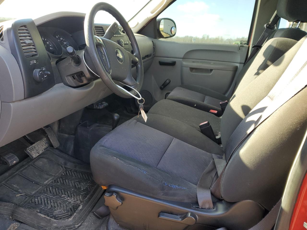 2010 Chevrolet Silverado - Image 7