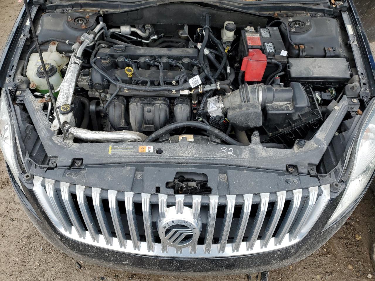 2010 Mercury Milan - Image 11