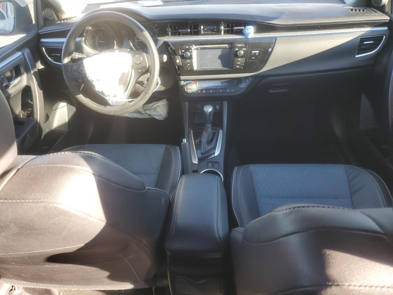 2015 Toyota Corolla - Image 8