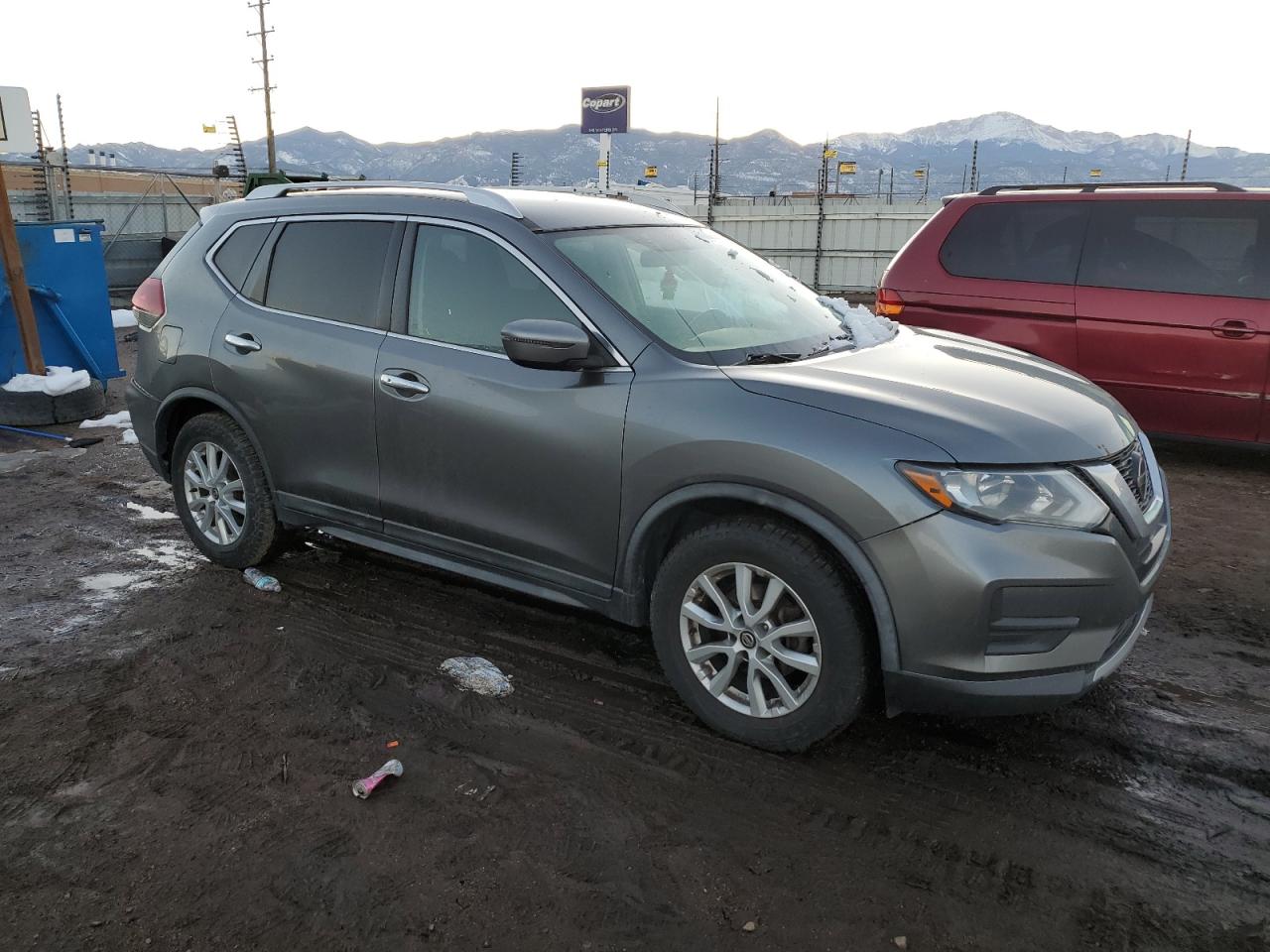 2018 Nissan Rogue - Image 4