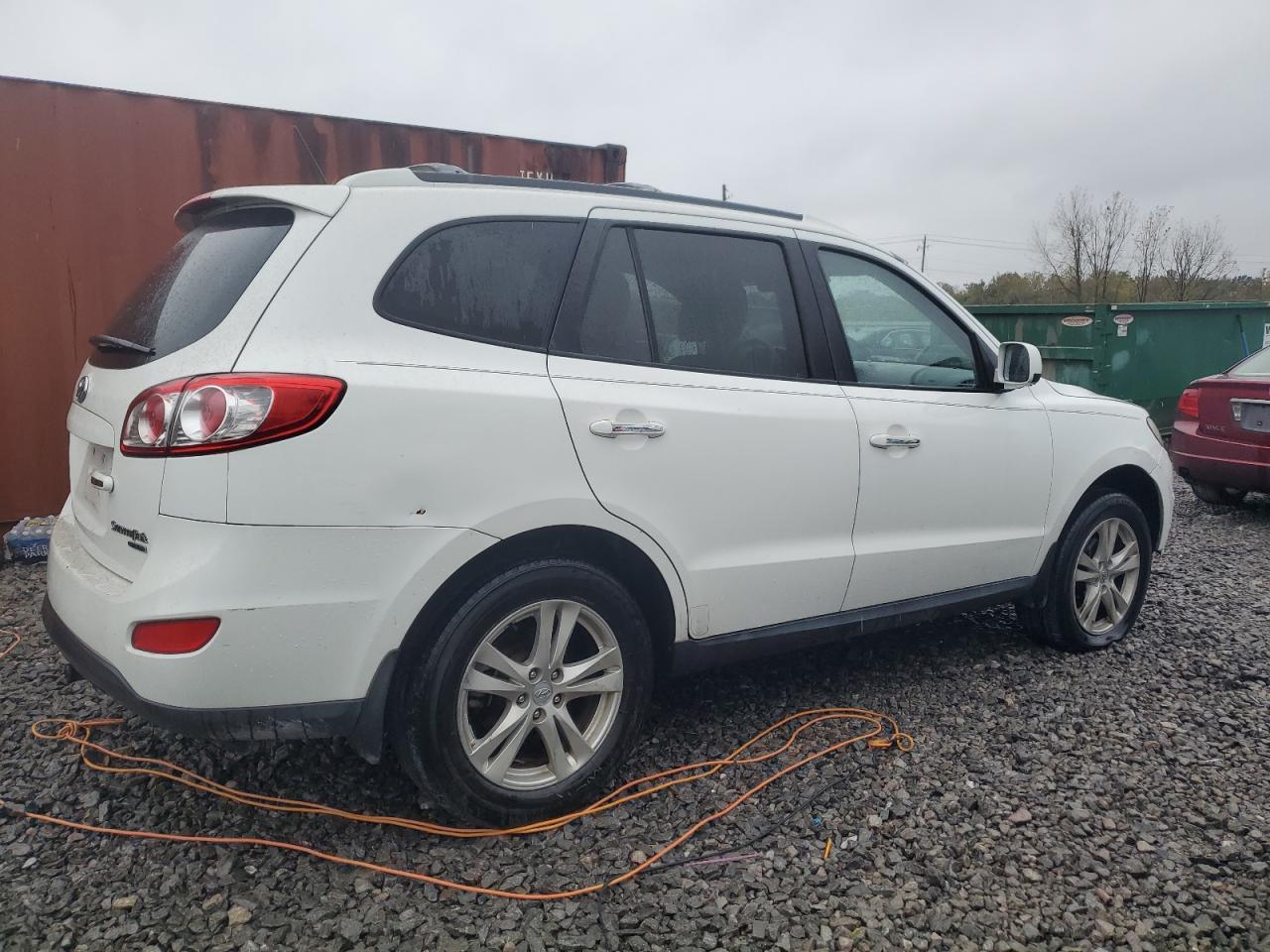 2010 Hyundai Santa Fe - Image 3