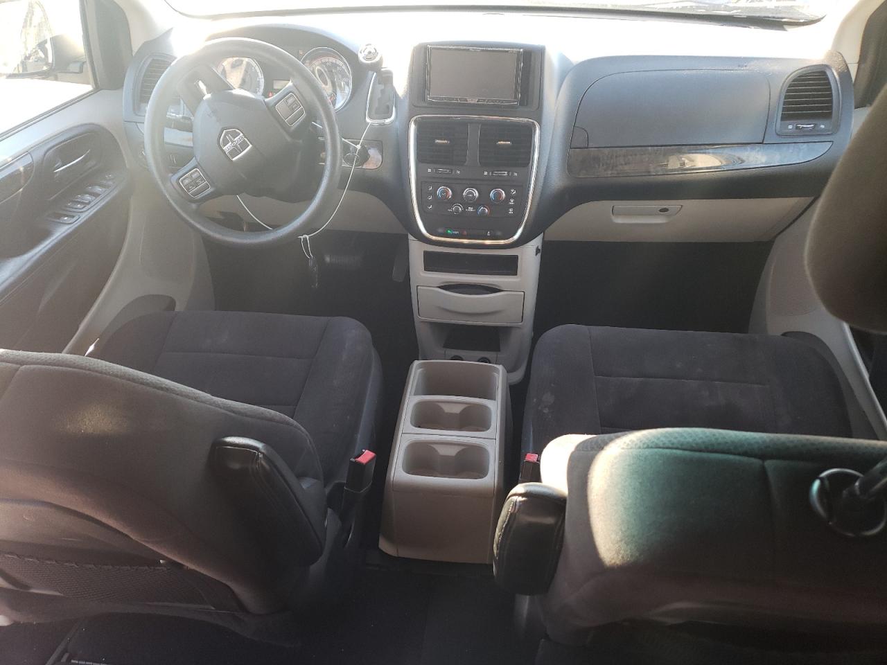 2011 Dodge Caravan - Image 8