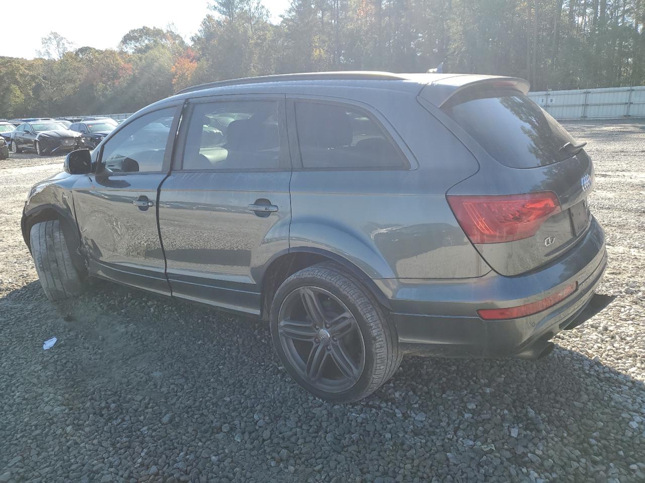 2015 Audi Q7 - Image 2
