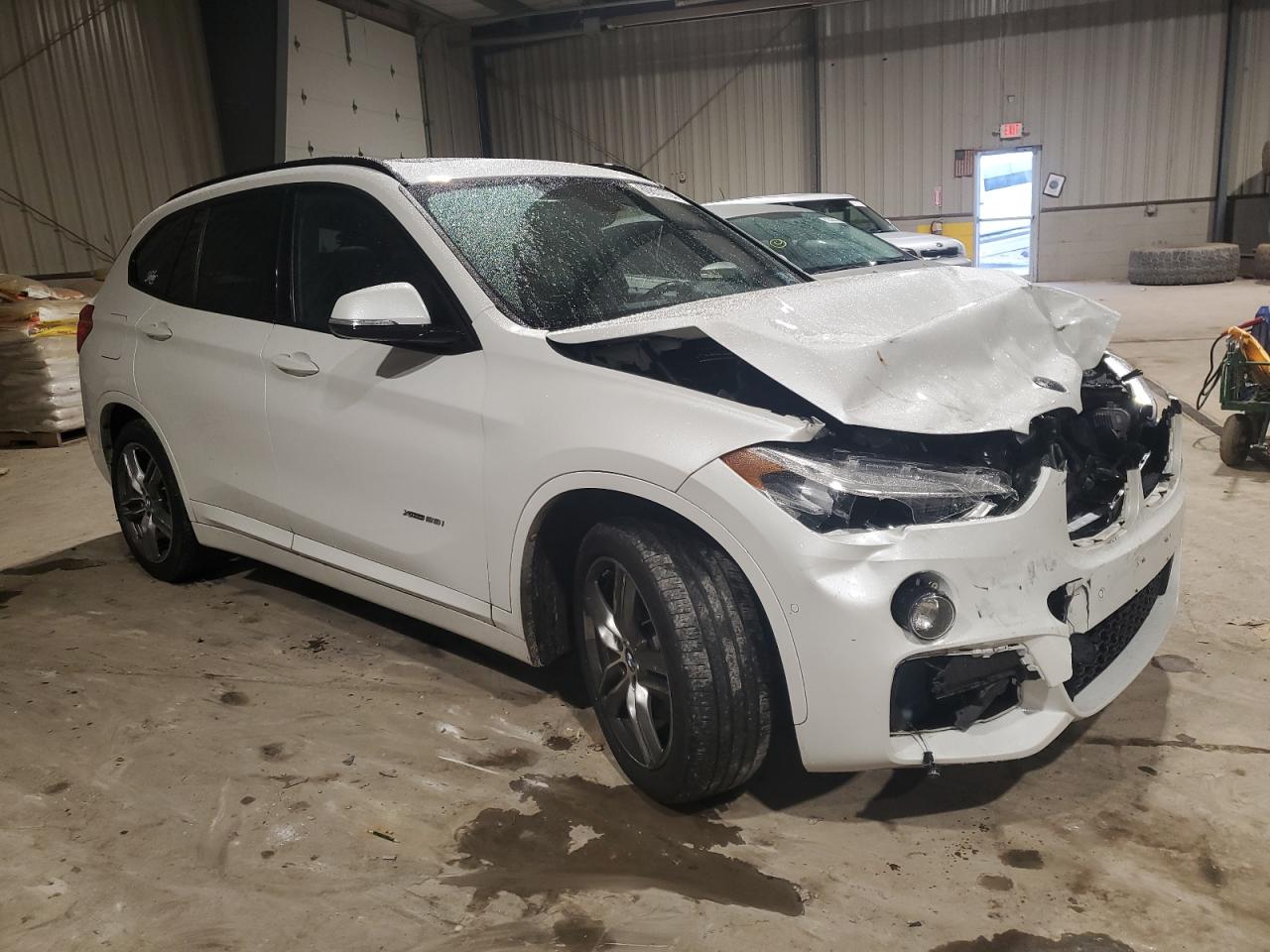 2017 BMW X1 - Image 4