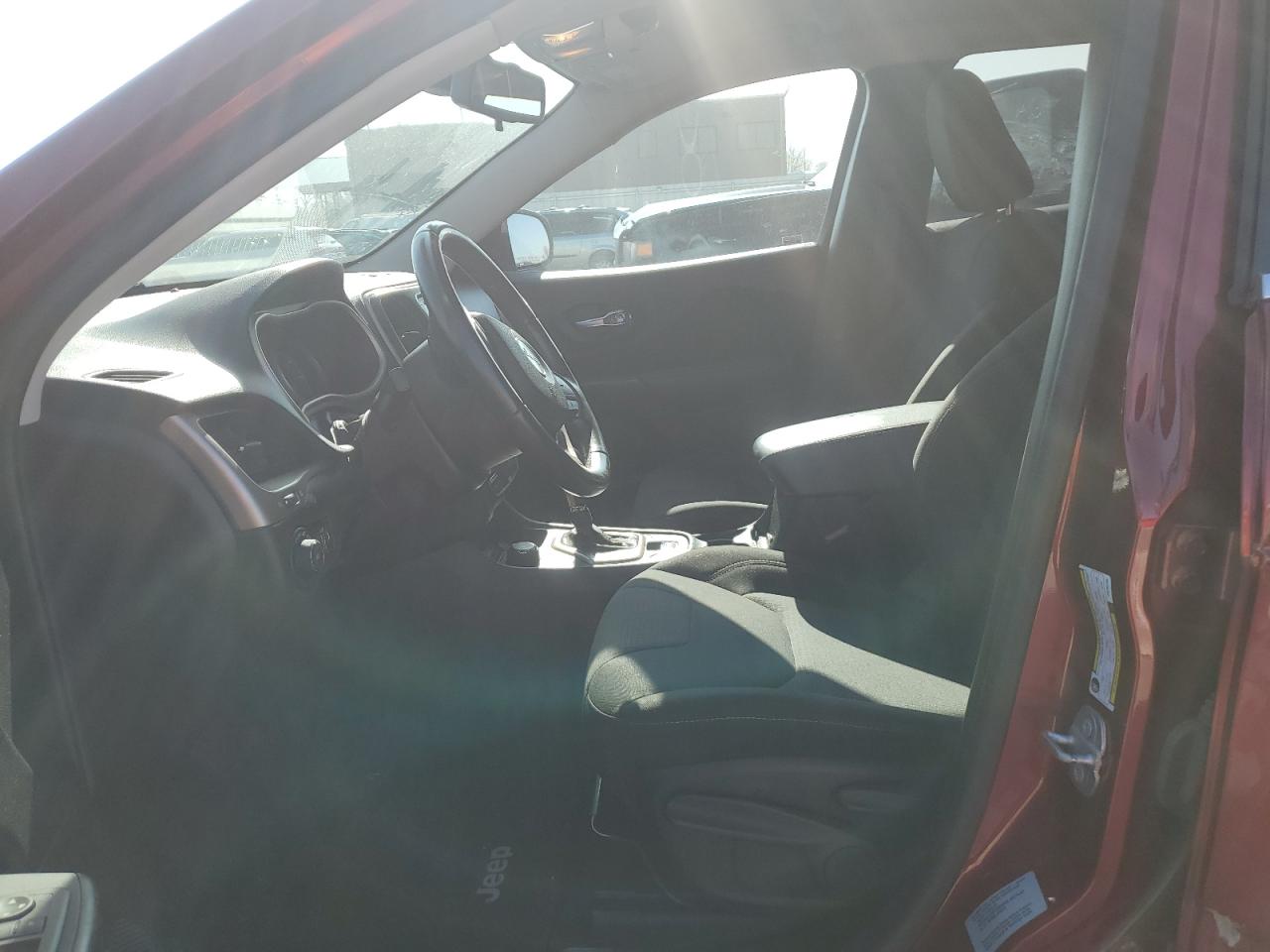 2015 Jeep Grand Cherokee - Image 7