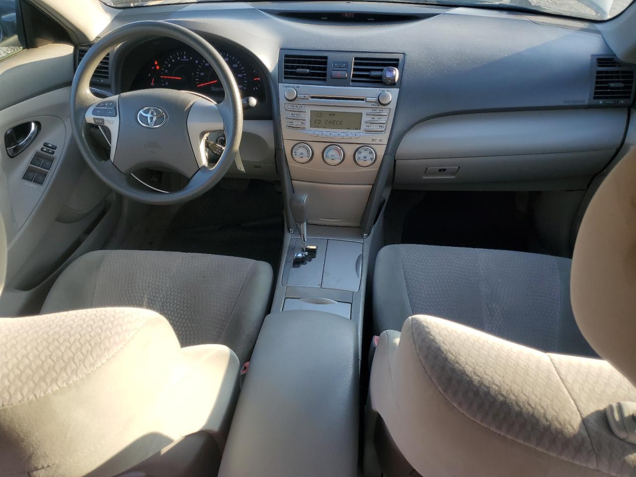 2010 Toyota Camry - Image 8