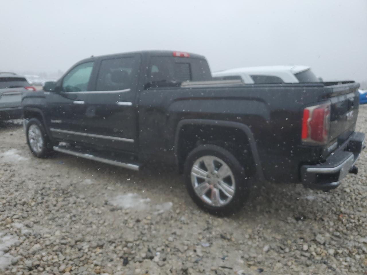 2018 GMC Sierra - Image 2