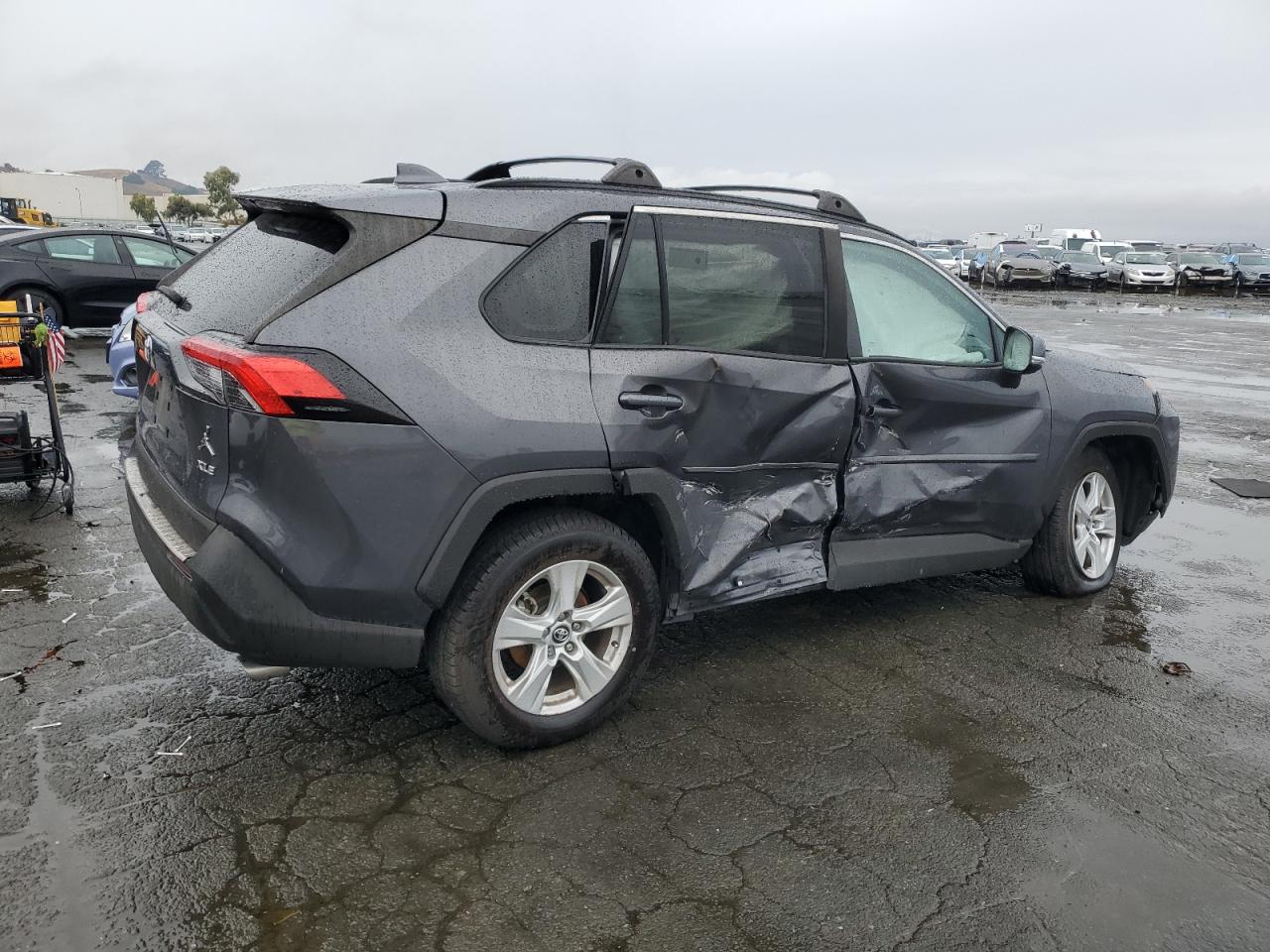 VIN 2T3W1RFV6MW106565 2021 TOYOTA RAV4 no.3