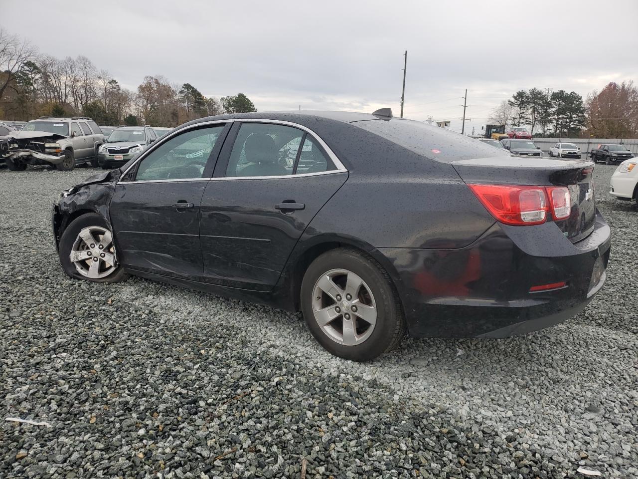 VIN 1G11B5SL7EF253297 2014 CHEVROLET MALIBU no.2